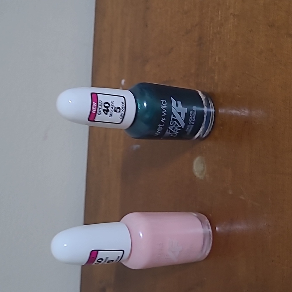 Nwot nail polish bundle